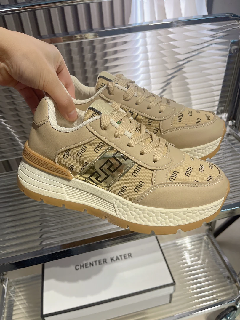 现货现发！韩版显瘦百搭休闲阿甘鞋！