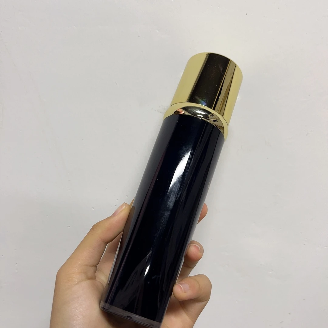 【言言分享UZ】黑金清爽保湿水乳