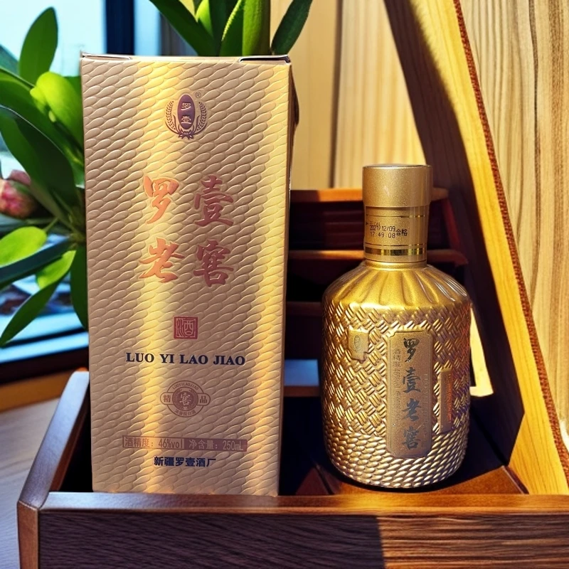 罗壹【小金瓶】250ml*8瓶46度