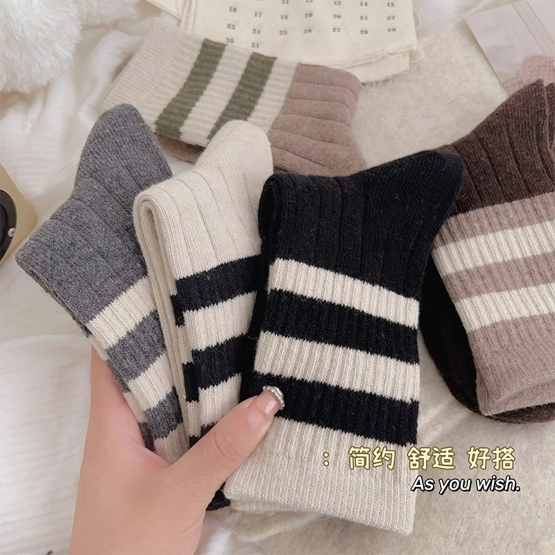 诸暨复古条纹袜子女中筒袜秋冬季吸汗防臭百搭日系学院风堆堆袜