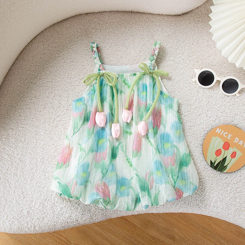 新生儿婴儿油画风包屁裙2024新款洋气郁金香编织吊带沙滩公主裙子