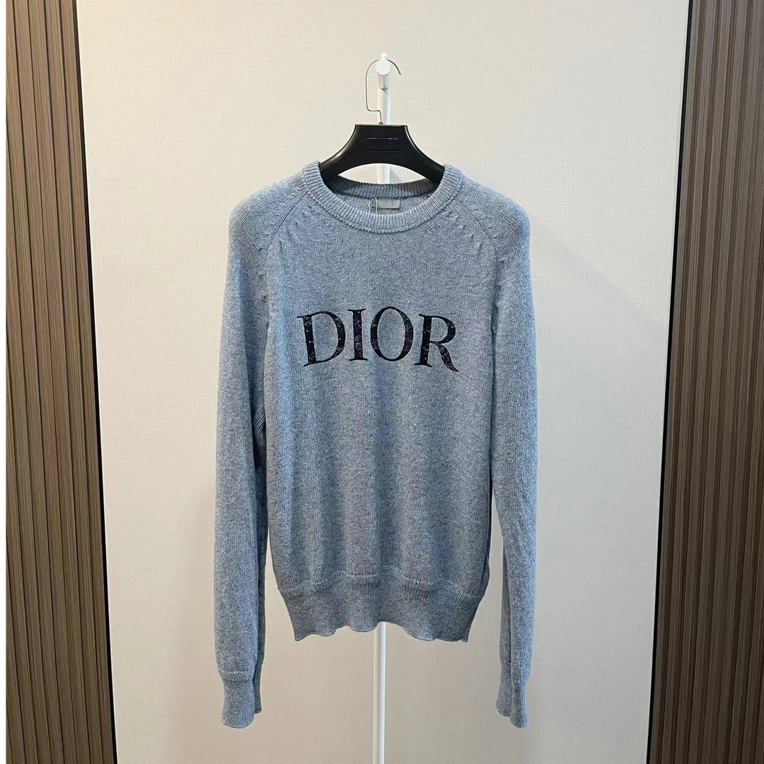 全新未使用 DIOR/迪奥 /雾霾蓝重工刺绣logo羊毛毛衣/尺码L