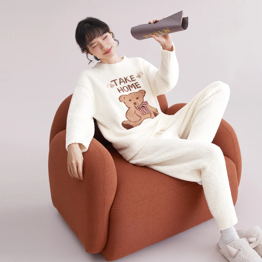 红豆居家半边绒睡衣女可爱卡通可外穿休闲家居服套装珊瑚绒秋冬季