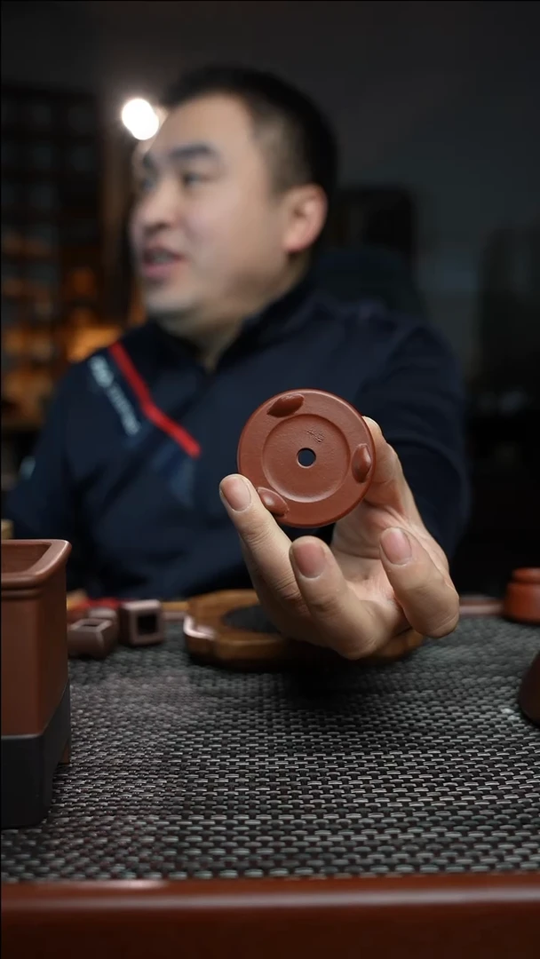 【闪购商品】紫砂花盆1
