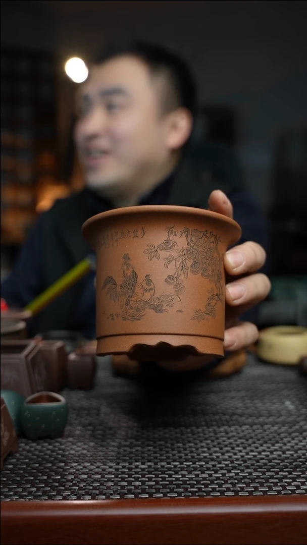 【闪购商品】紫砂花盆鸡