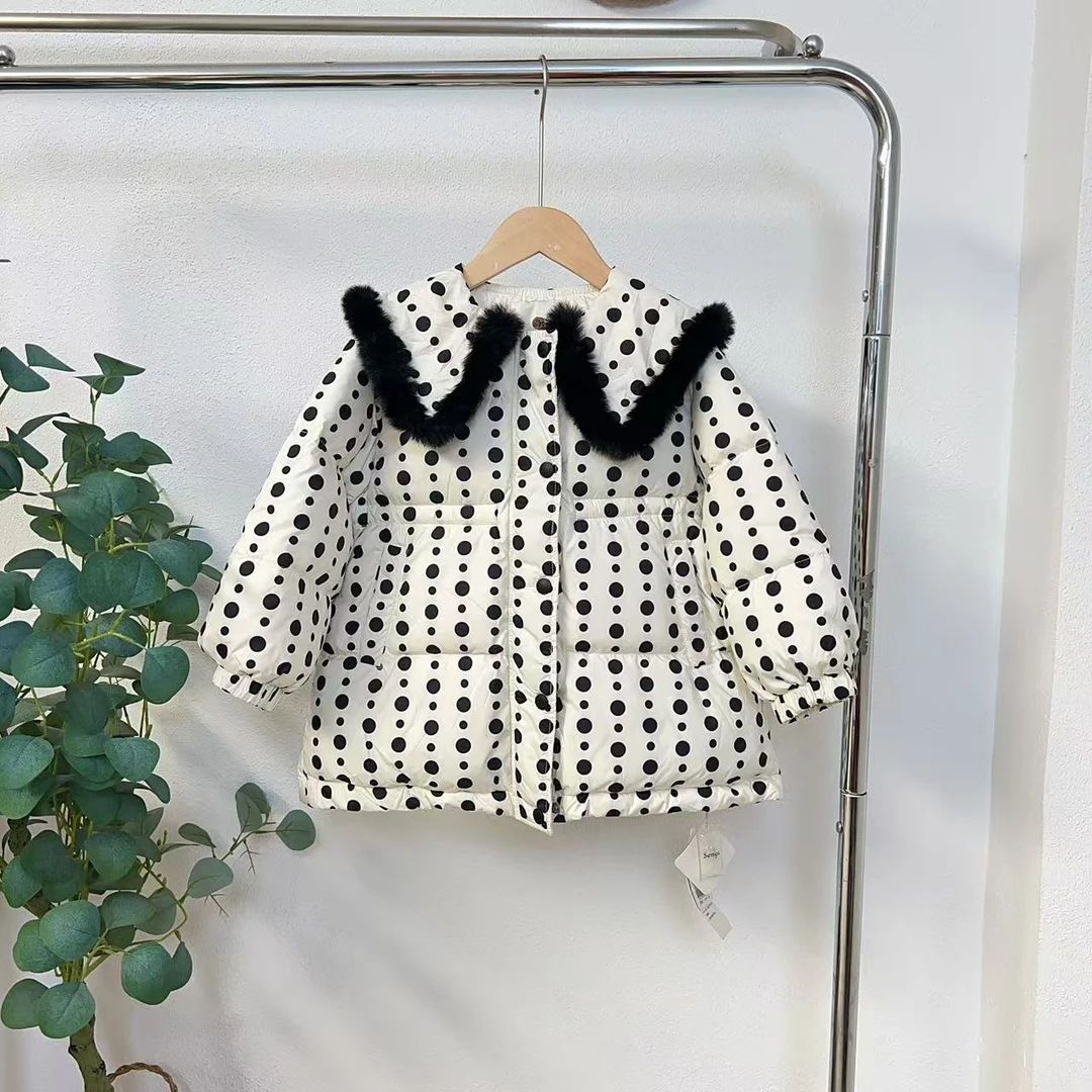 4866森黑色羽绒服