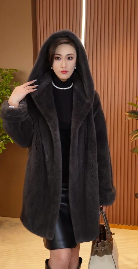 2024秋冬季新款时尚气质百搭加厚外套2024D1722艾敏