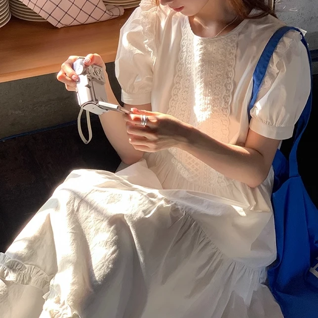 Girlyhalo时尚重工甜美小飞袖连衣裙法式镂空蕾丝中长款花边裙子