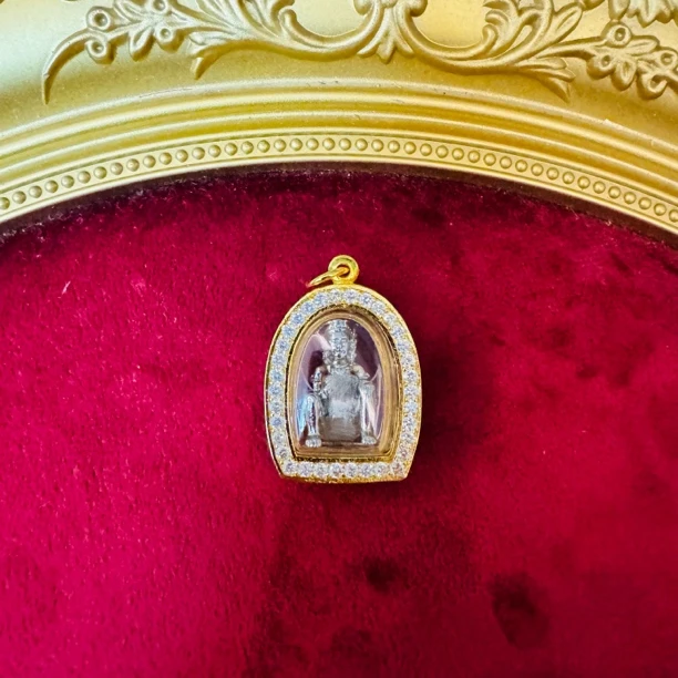 依霸女神 喵喵款特色桌面摆件创意