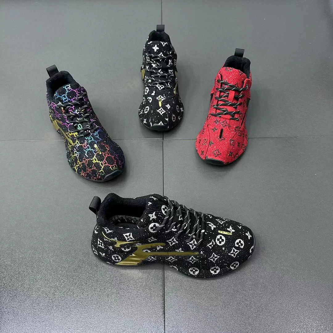 【皮鞋码 】早秋新款皮面百搭烫钻洋气舒适休闲轻便软底男款潮鞋