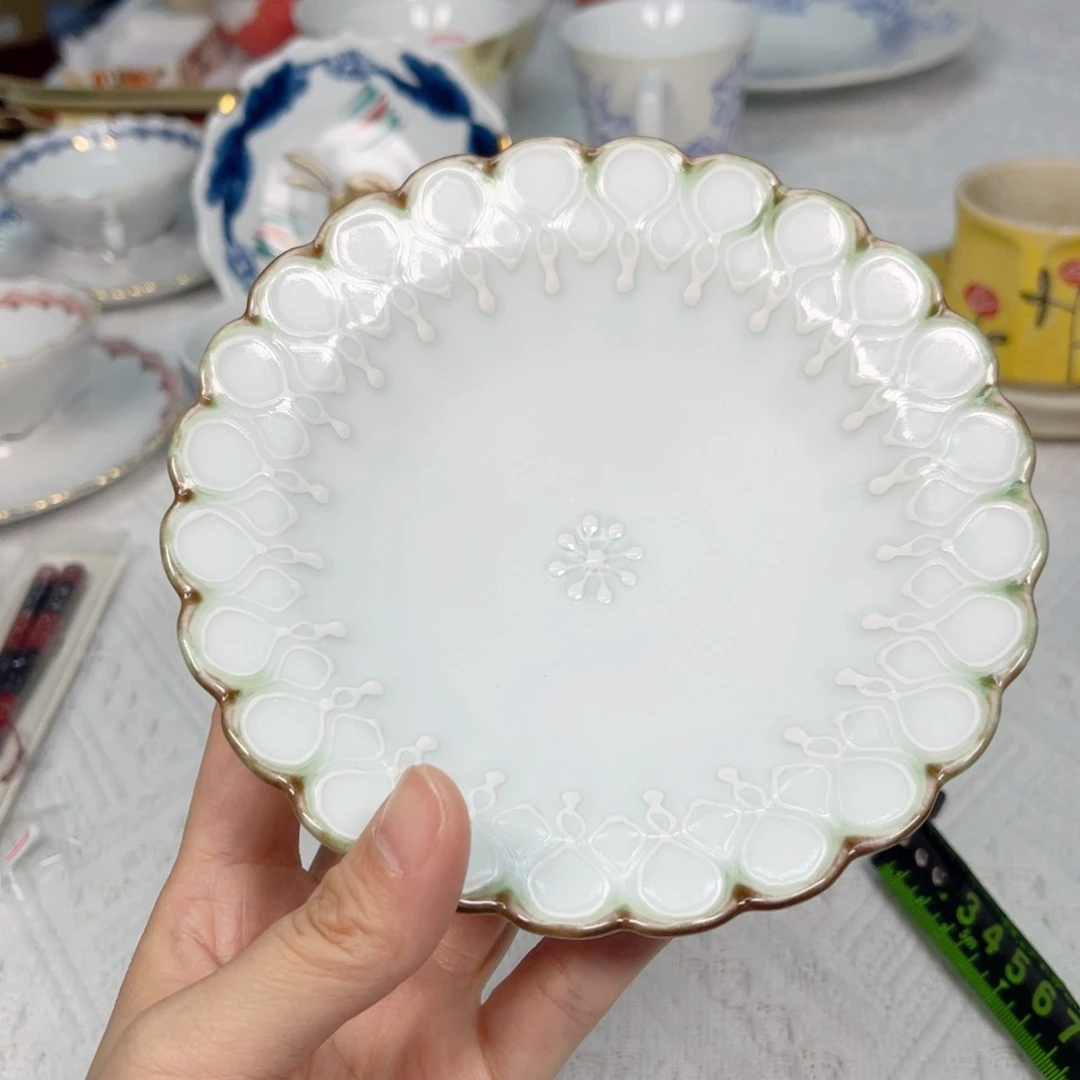 瓷片The first thing