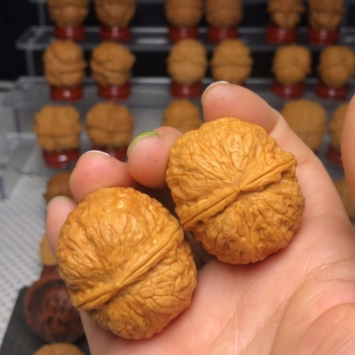 文玩核桃把件金馒头16