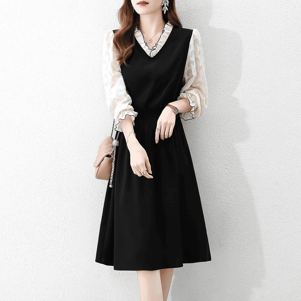 2025秋季新款时尚V领小香风长袖连衣裙大码宽松气质收腰小黑裙女
