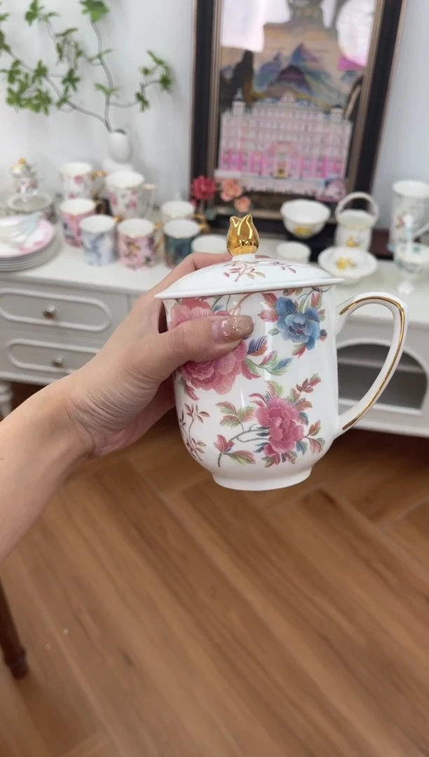 【闪购商品】碗牡丹高骨骨瓷带盖马克杯