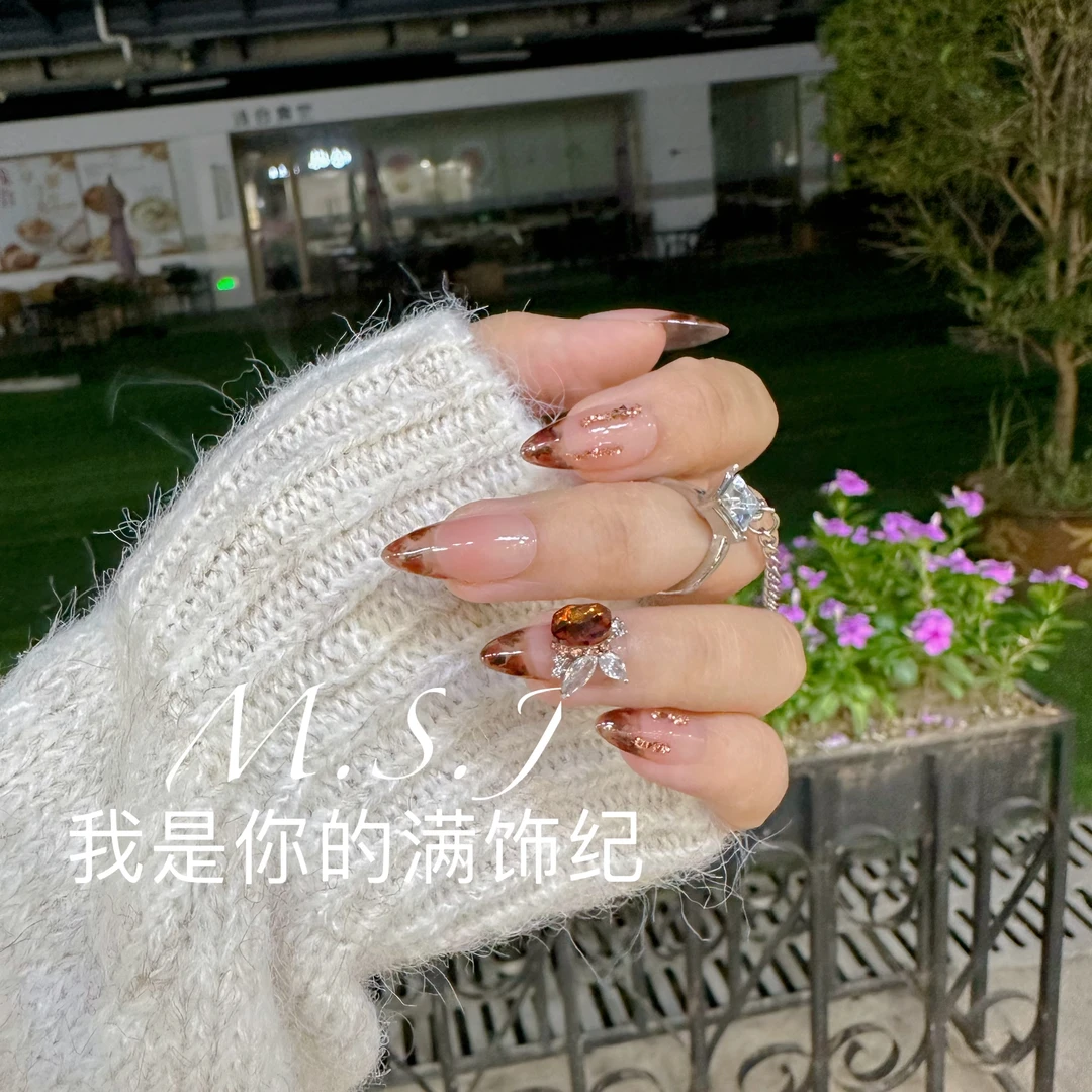 满饰纪|M818「」奢钻饰网红穿戴甲手工美甲纯欲冰透甲片指