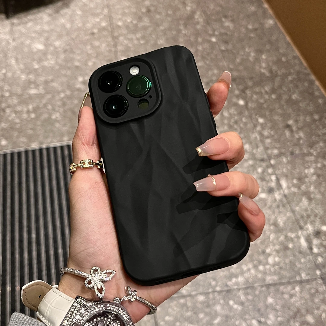 高级感磨砂黑褶皱纹适用iPhone15/14promax手机壳11苹果13/12套xr