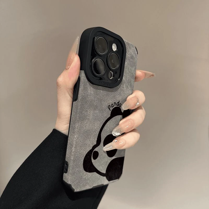 Lucky可爱趴趴熊猫适用iPhone16/15/14苹果手机壳瞳眼翻毛皮13套