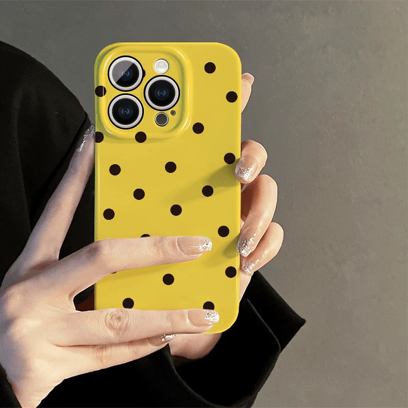 奥菲顿黄底黑色波点适用苹果14/15手机壳华为viv小米oppo菲林硬壳