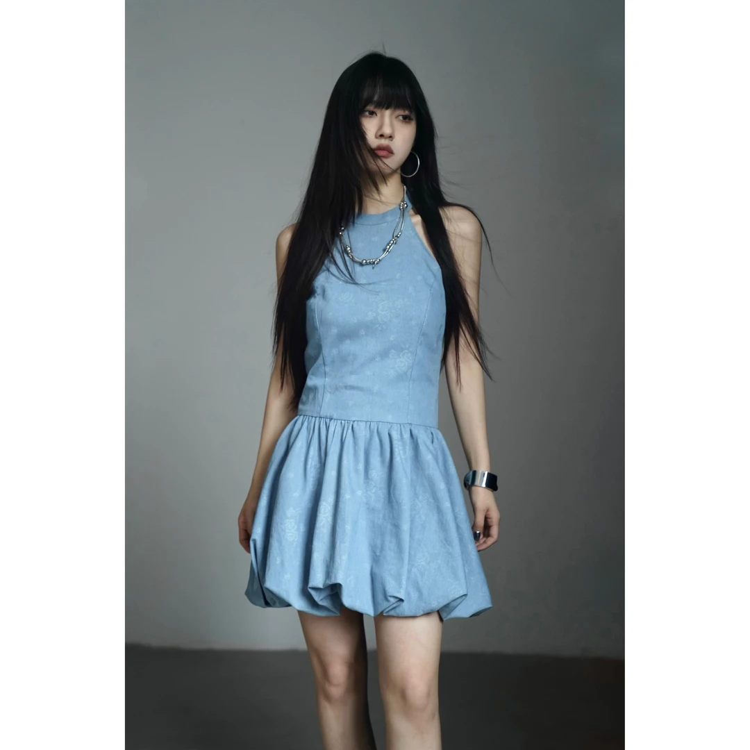 呆毛DM.FACTORY 【1.18青仓】夏季气质无袖挂脖连衣裙DMX2604