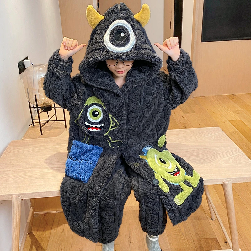 2025新款男童睡衣珊瑚绒加厚长款睡袍儿童中大童小男孩洋气家居服