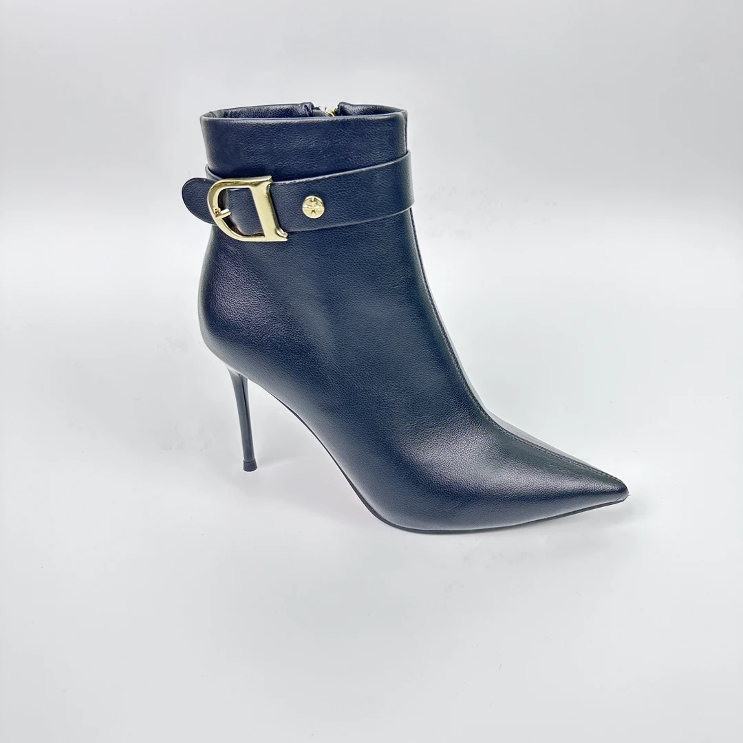 930-1细高跟短靴气质时尚黑色细跟尖头秋冬单里跟鞋绒里冬季简约