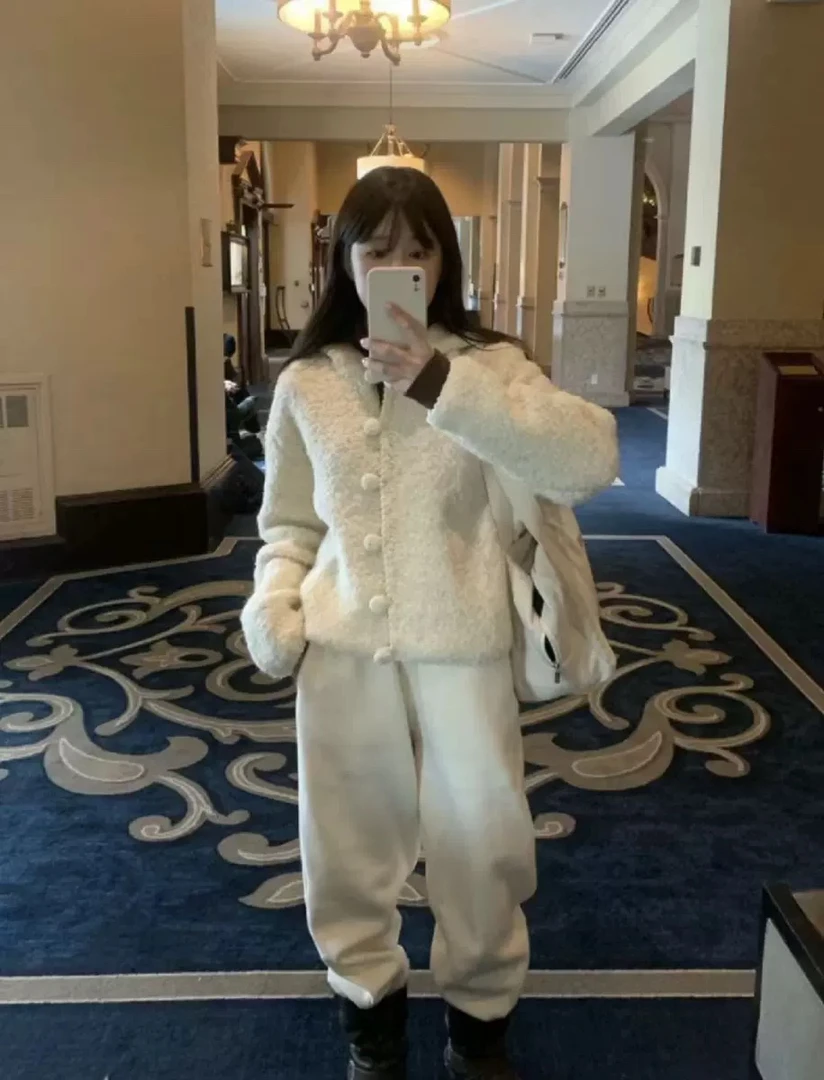 Danniel自制howus韩系软糯纽扣连帽开衫