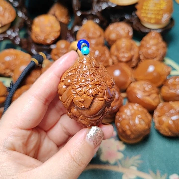 【闪购商品】橄榄核核雕更*