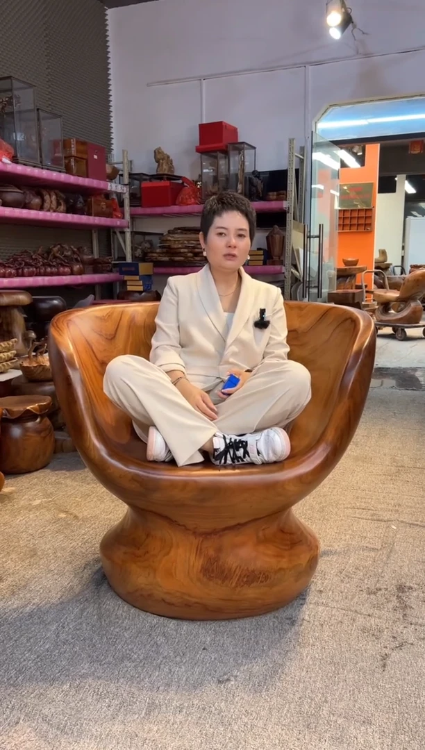 【闪购商品】稳定木实木创意主人椅