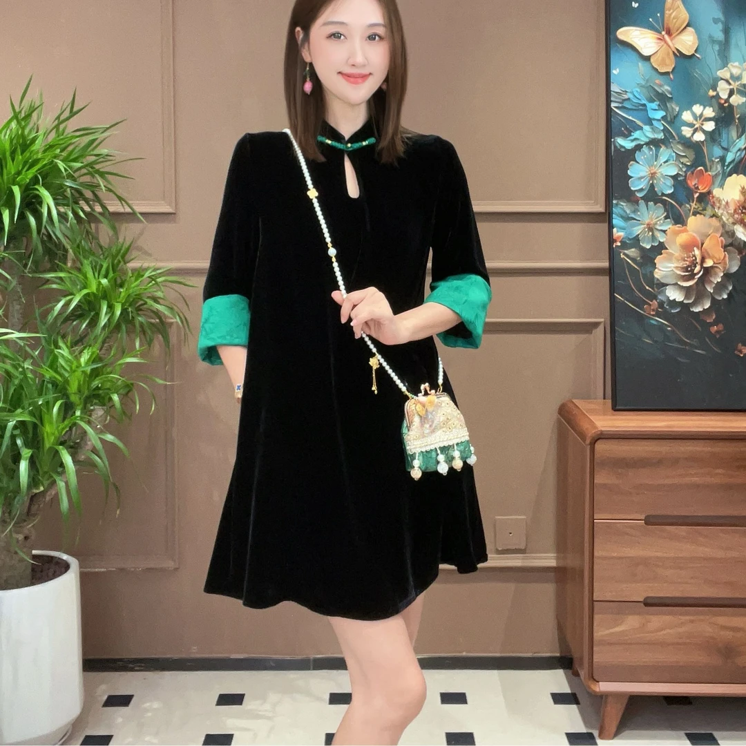婷姐专属【青烟】春款新中式盘扣镂空领A摆真丝丝绒连衣裙