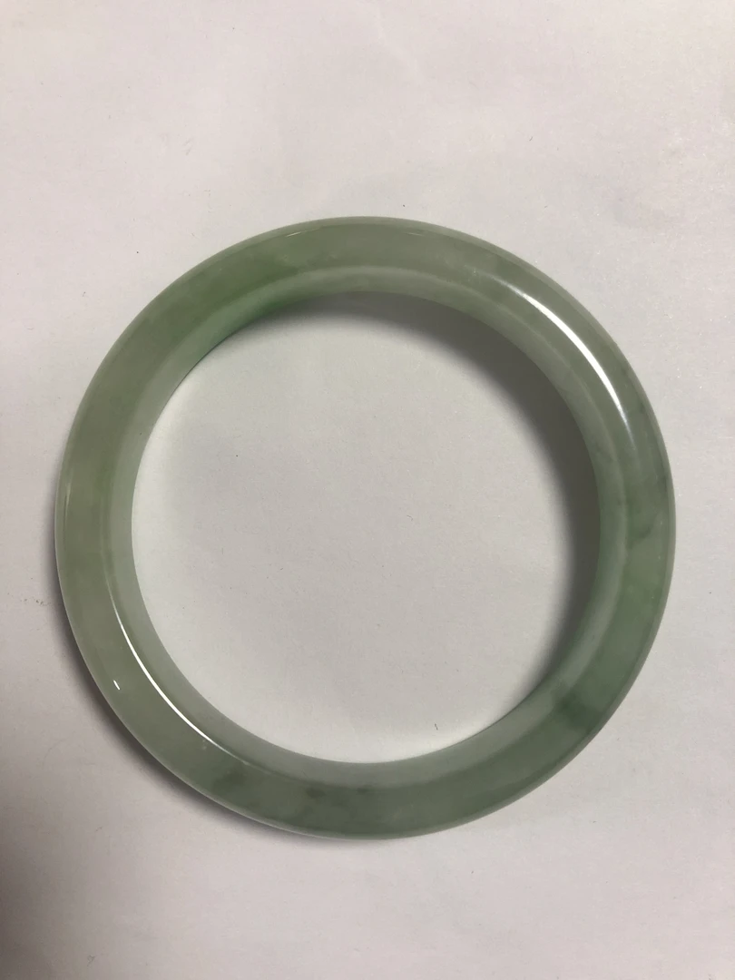 F688 缅甸翡翠手镯圈口: 62.5