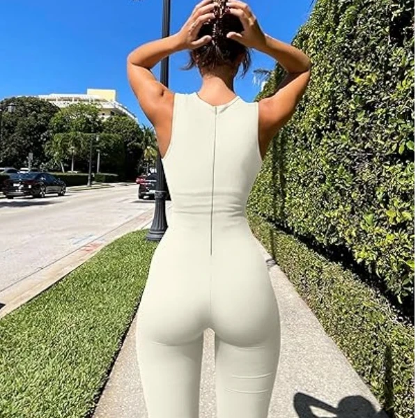 OQQ圆领拉链收腰收腹连体喇叭长裤显瘦气质