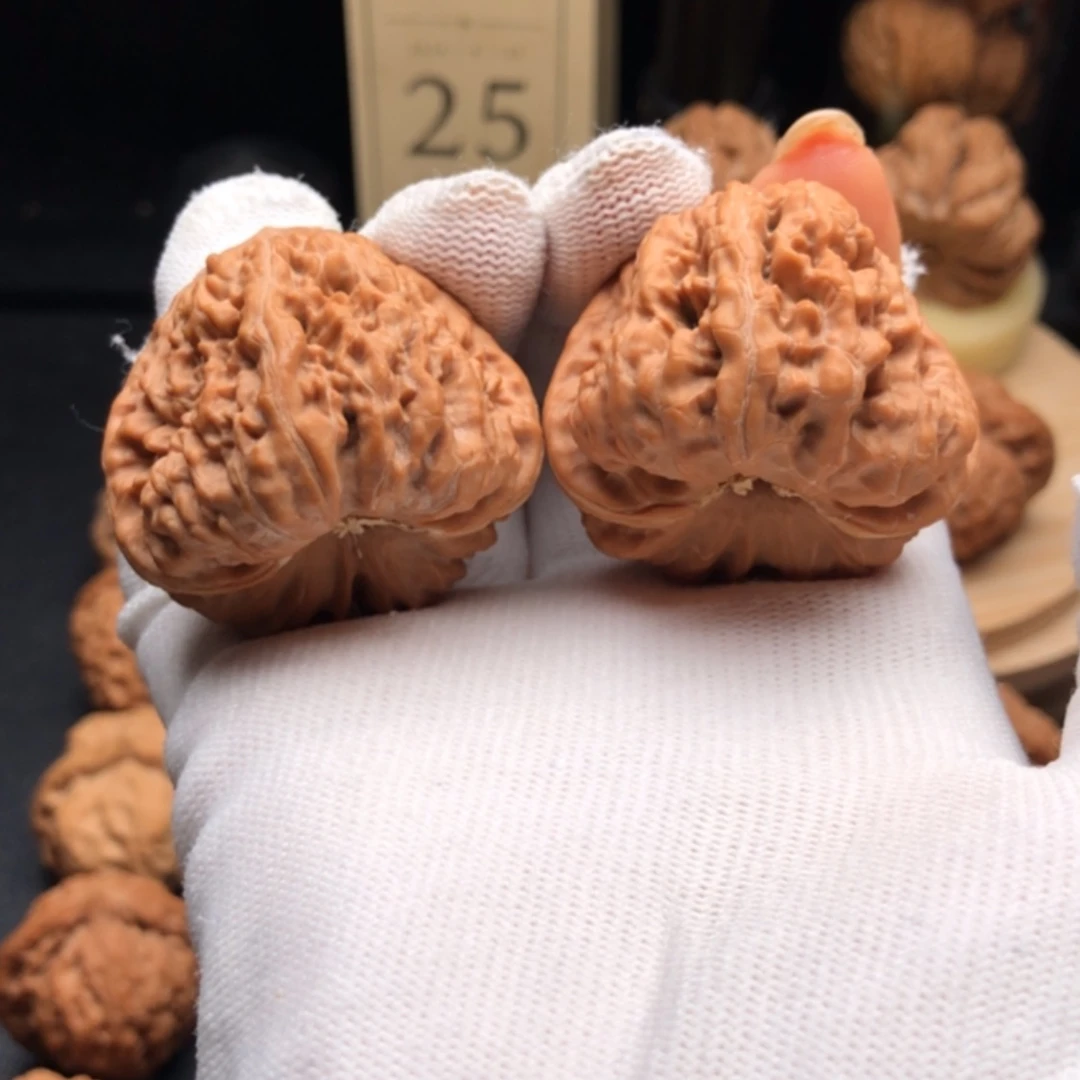 【闪购商品】文玩核桃吊坠42平谷凹底