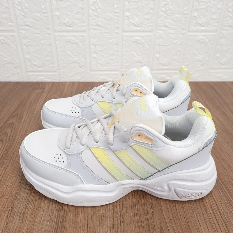 Adidas 阿迪达斯 女子秋季经典百搭防滑耐磨舒适运动休闲鞋GW2995