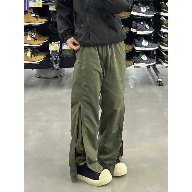 军绿色加绒冲锋裤男冬季防水东北零下40度防寒裤子机能拉链滑雪裤