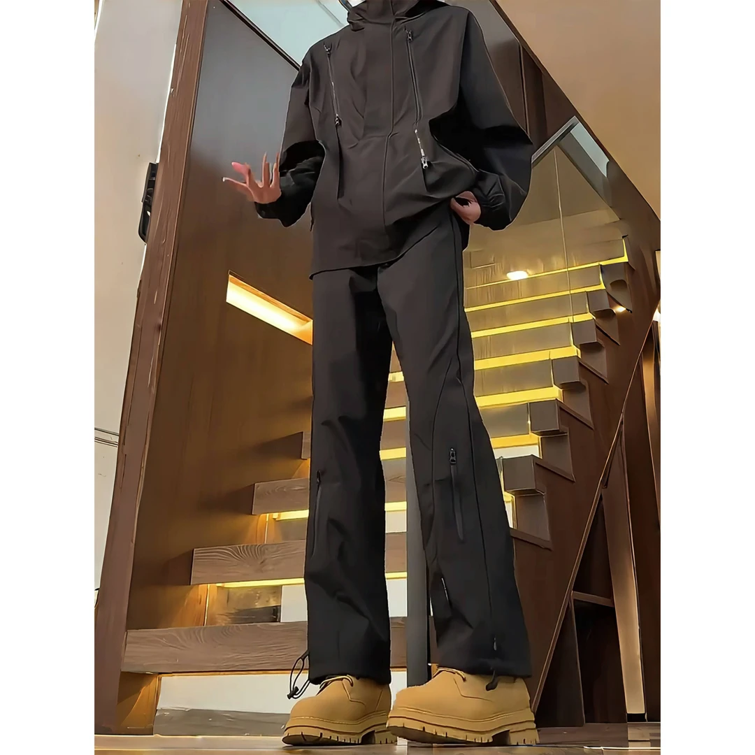 纯黑色弯刀软壳冲锋裤男美式潮牌侧拉链工装裤防水户外徒步登山裤