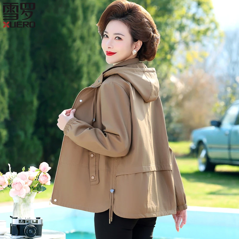 中年妈妈秋装新款外套洋气中老年人风衣女春秋休闲夹克衫上衣大码