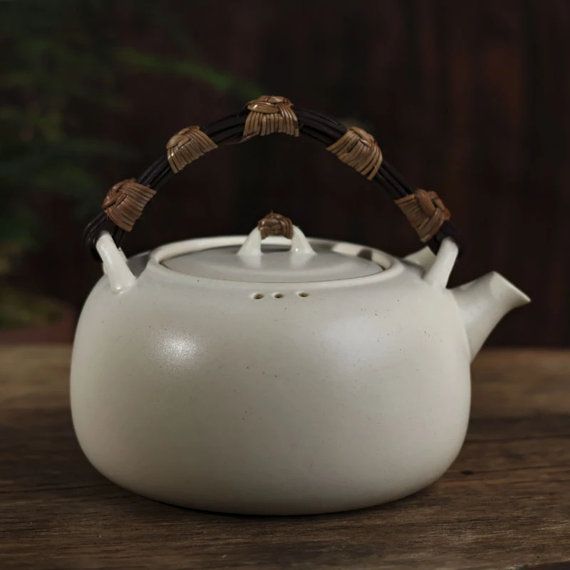 【细物慢造】藤编把手苹果茶壶苏打釉约800ml（PY171）