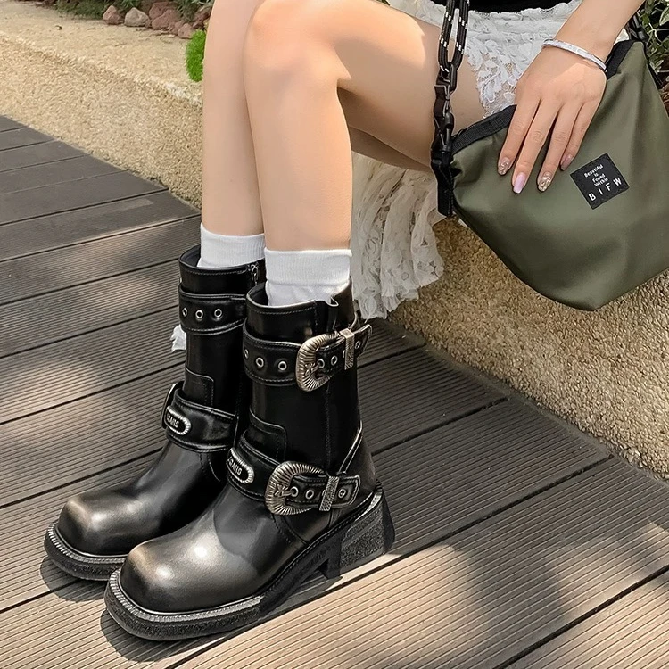 欧洲站美拉德真皮擦色骑士靴女2024金属扣英伦短靴辣妹复古西部靴