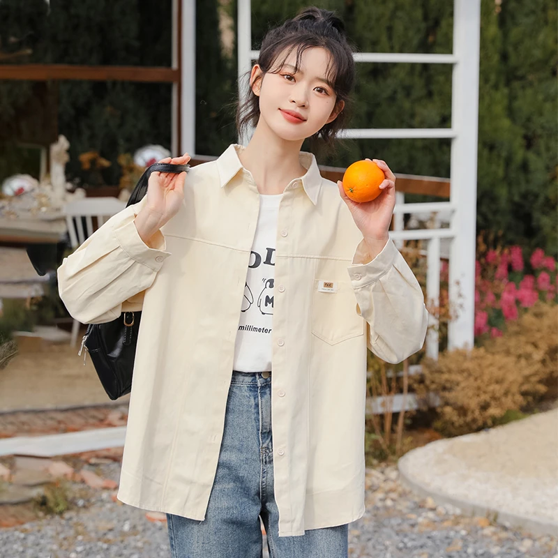 帛卡琪2024春秋新款宽松港风杏色牛仔衬衣女学院风长袖衬衫上衣秋