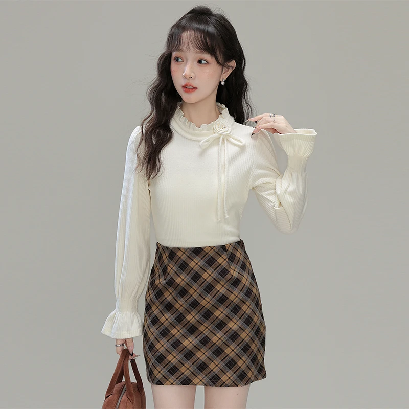 2024新款木耳花边打底衫毛衣女秋冬极简风宽松针织毛衣花瓣袖上衣