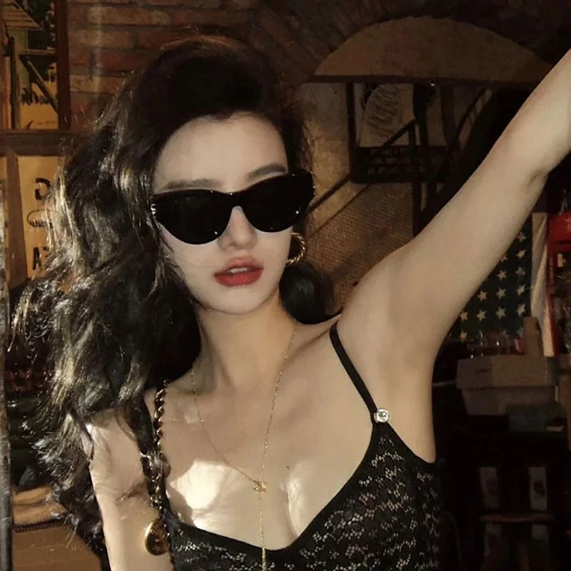 辣妹欧美风网红同款方圆脸显脸小百搭大猫眼墨镜防紫外线太阳眼镜