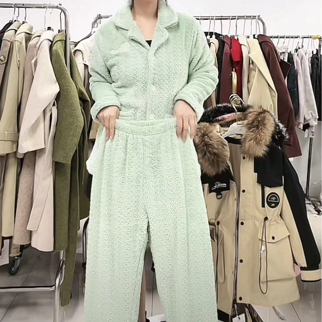 059 秋冬新款女士时尚气质毛绒睡衣套装 三楼 新