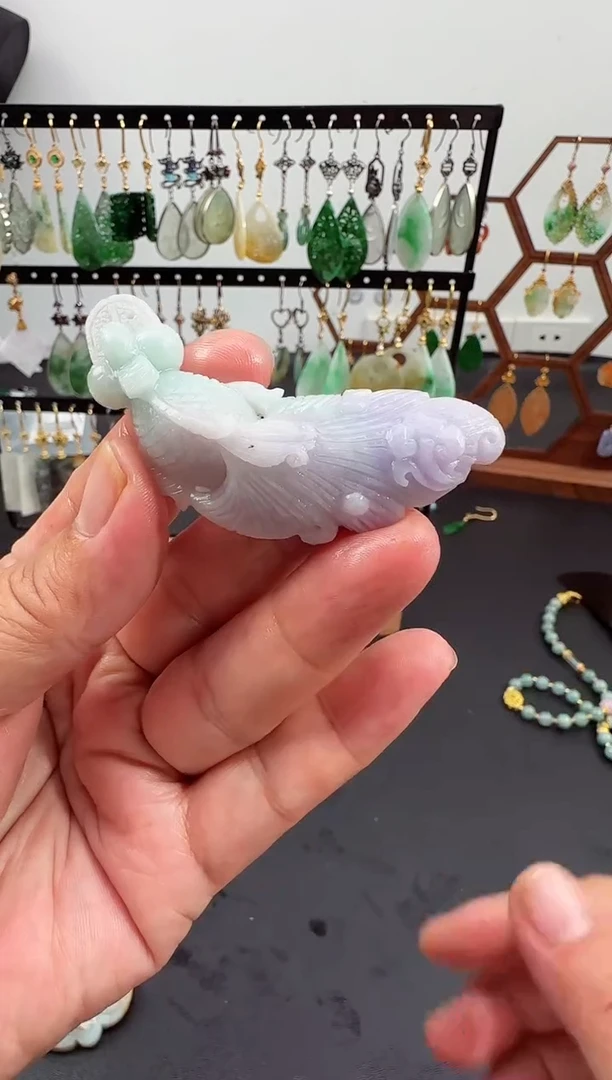 【闪购商品】定制翡翠未镶嵌吊坠