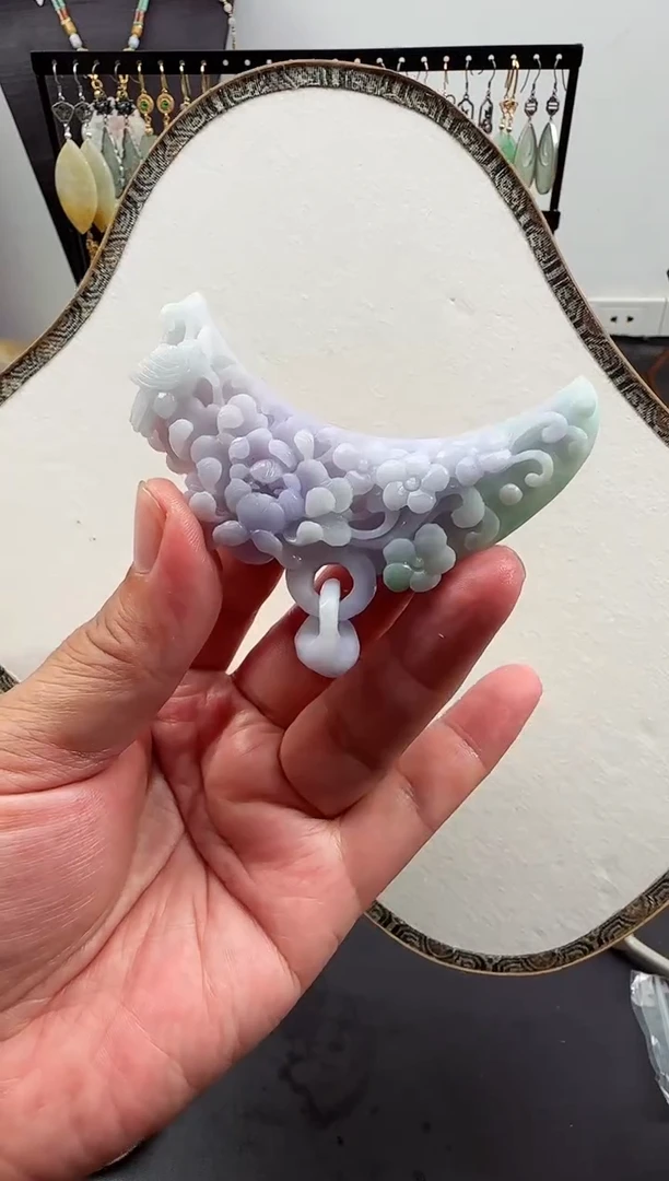 【闪购商品】定制翡翠未镶嵌吊坠