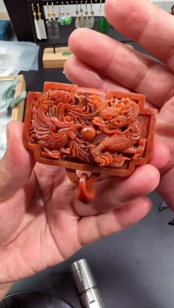 【闪购商品】定制翡翠未镶嵌吊坠