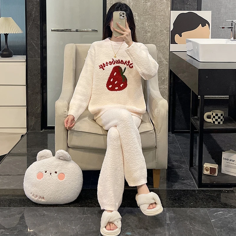 睡衣女秋冬季软绵绵加厚珊瑚绒2025新款草莓大码高级感家居服套装