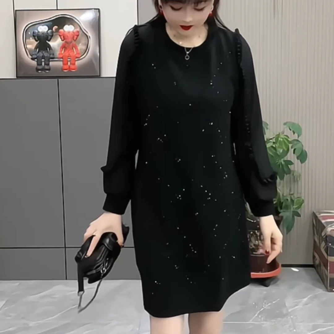 2024新款宽松连衣裙遮肉赫本风时尚春季连衣裙显瘦气质长袖