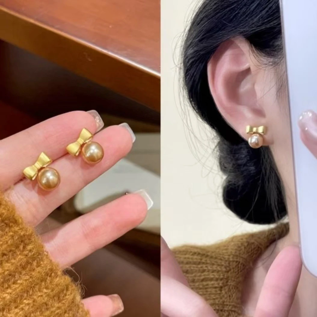 铜合金耳饰 秋冬上新金色蝴蝶结仿珍珠耳环百搭小众设计感耳饰女