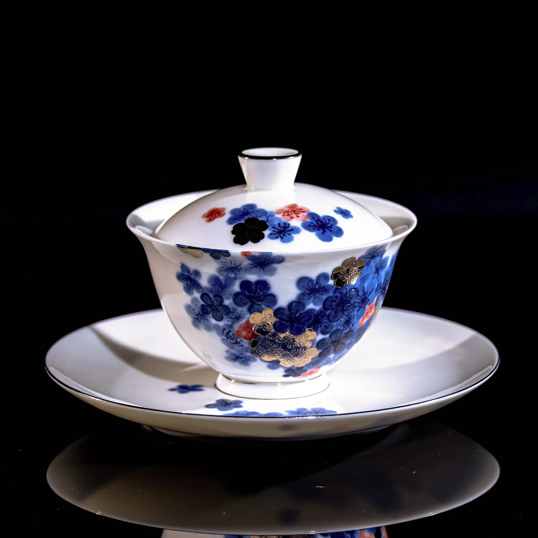 【西泠上新】甜白釉吴韵梅傲三才盖碗白金款 HX0506a