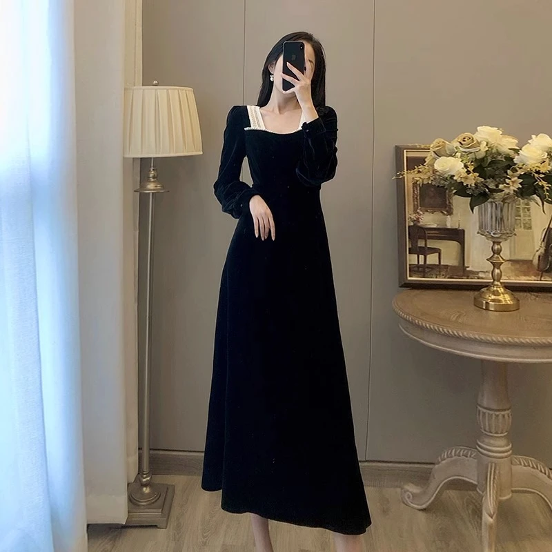 法式高档女士气质连衣裙女2023早秋新款减龄洋气复古小众收腰裙子